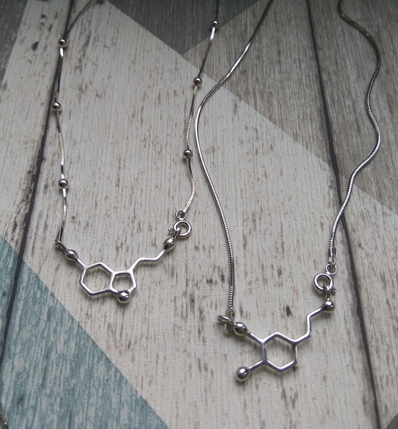 Мини-колье молекула 